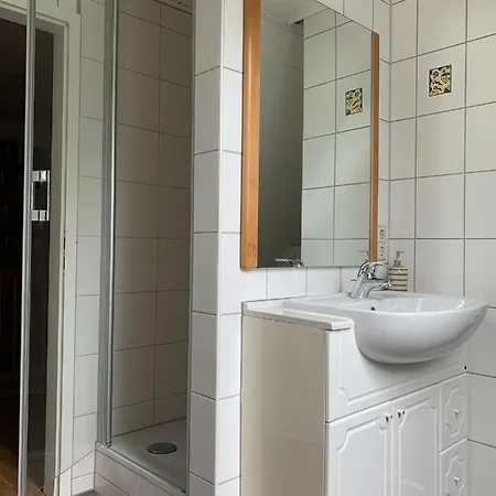 Apartment Gaestehaus Stoehr - Ihre Mit Grossem Garten Und Direktem Seezugang