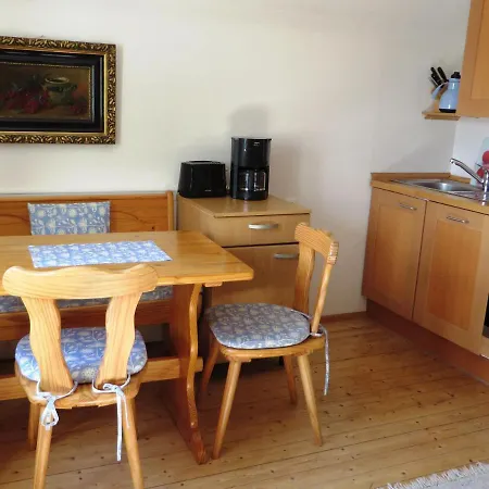 Stöhr - Ihre Mit Großem Garten Und Direktem Seezugang * Ohningen