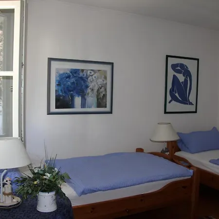 Gaestehaus Stoehr - Ihre Mit Grossem Garten Und Direktem Seezugang Apartment Ohningen